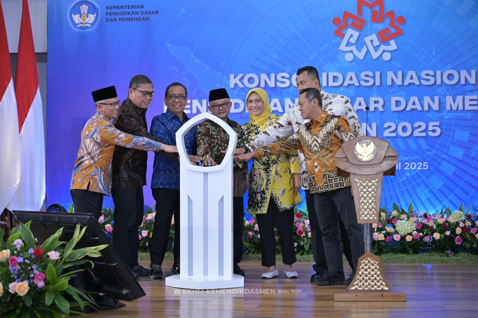 Komisi X DPR RI Pastikan Kawal Keputusan MK Negara Wajib Berikan Pendidikan Gratis SD-SMP