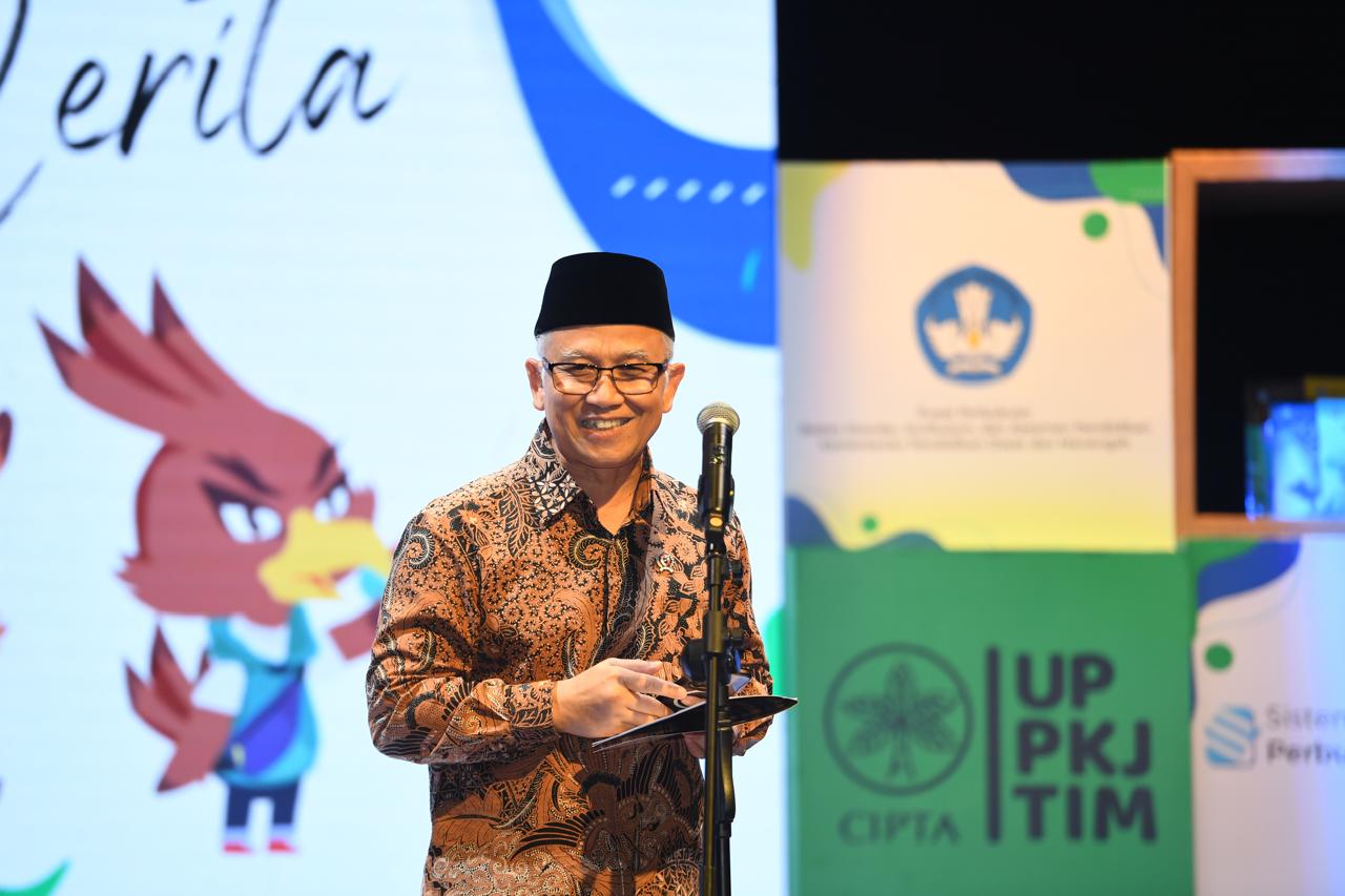 Wamendikdasmen, Prof Dr Atif Latipulhayat : "Jiwa Masyarakat Membaca Tandai Bangsa Beradab"